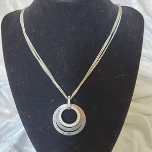 Vintage necklace with removable pendant